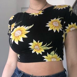 Floral Cropped Tee